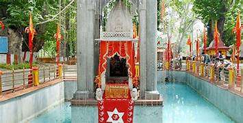 Kheer Bhawani Temple: A Sacred Stop on Your Luxury Amarnath Yatra Package 2 Luxury Amarnath yatra package